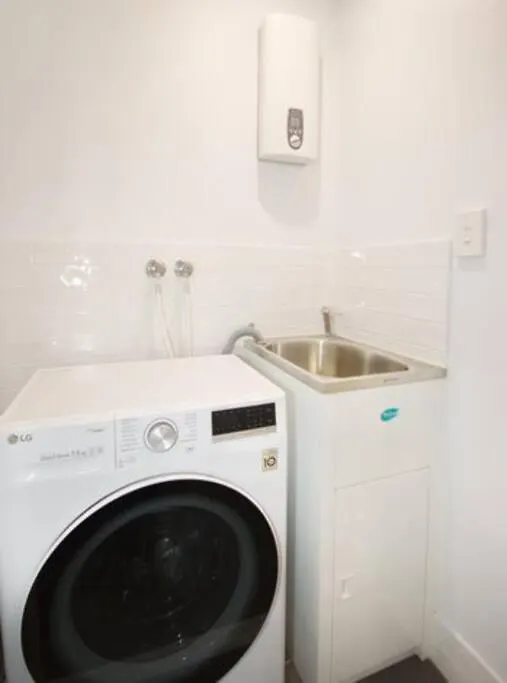 Location, Location, Location - Very Large Apartment 布里斯班